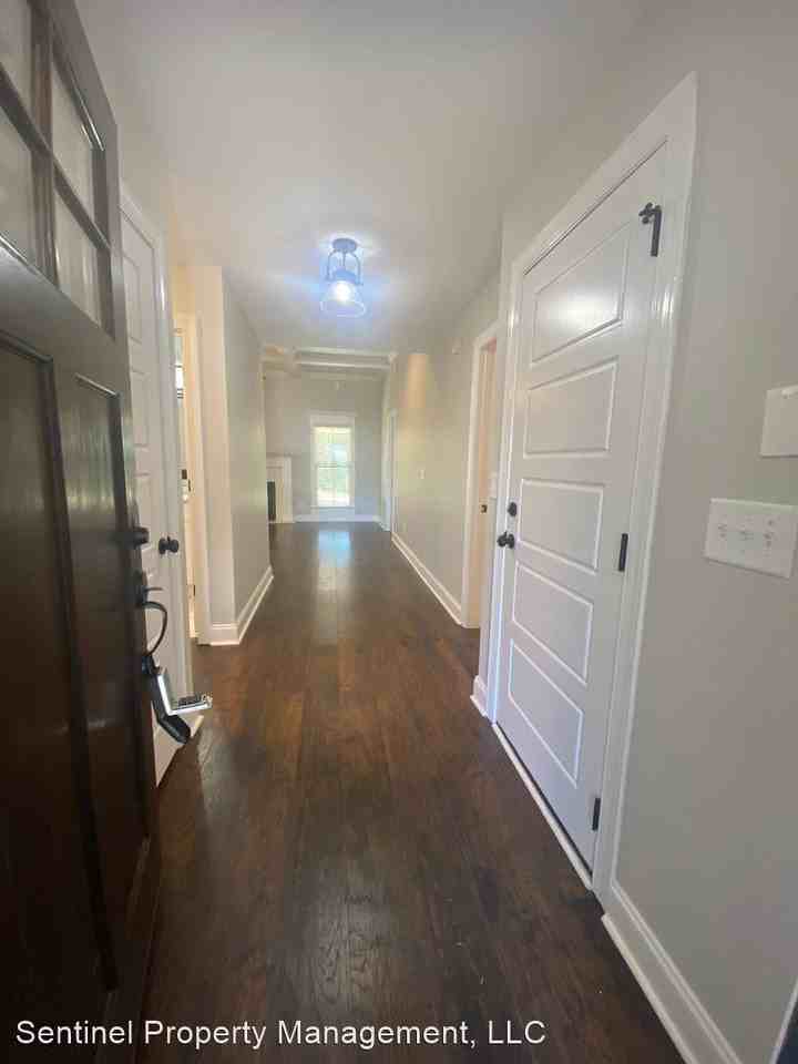103 Kendall Ct - Photo 3 of 30