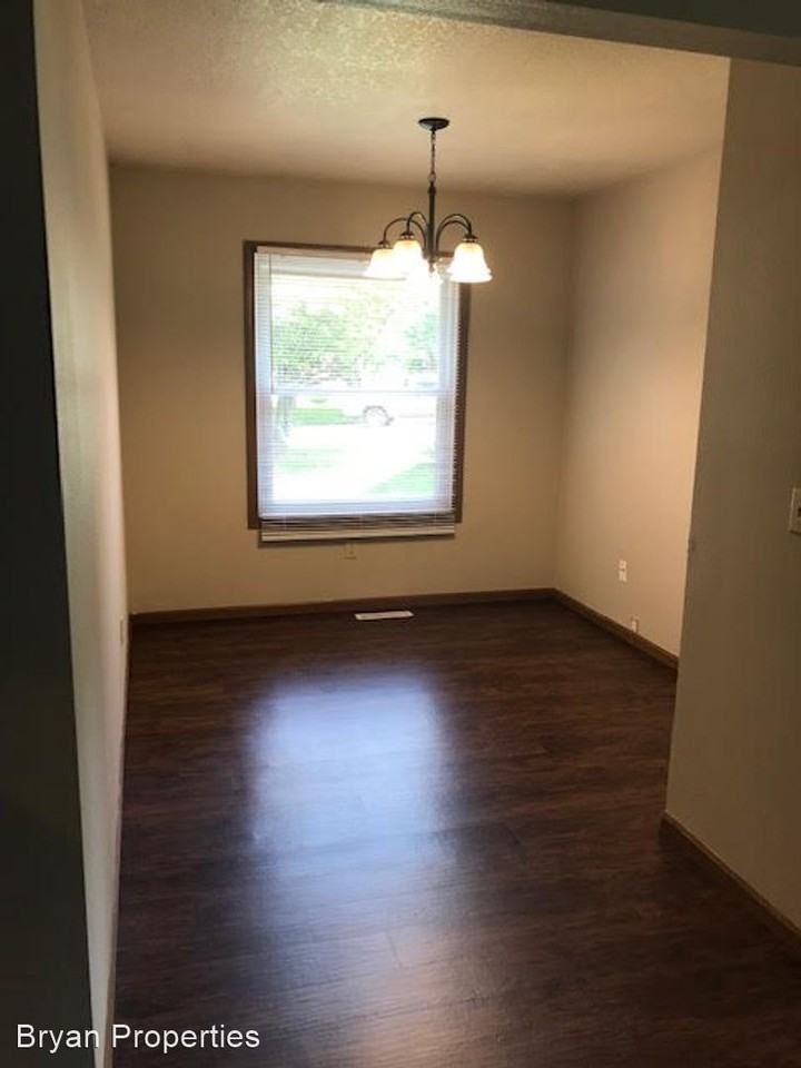 4138-4041 S. Miranda Ct. - Photo 3 of 6