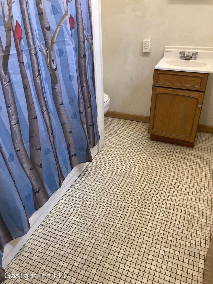 512 S 3rd Avenue - Photo 2 of 5