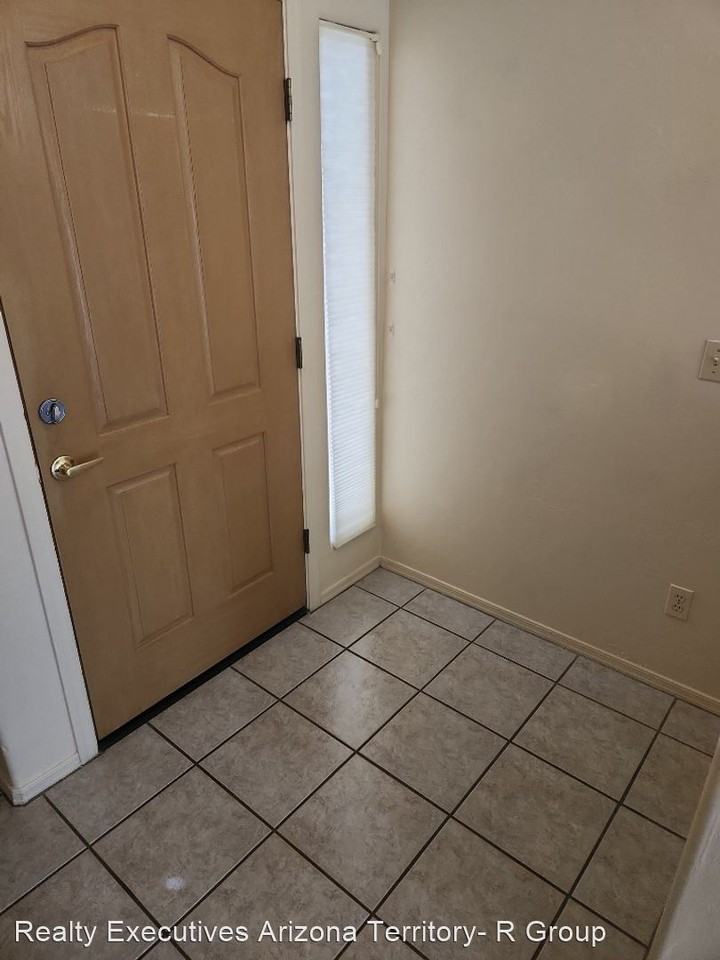 7362 E Placita Sacra - Photo 2 of 13