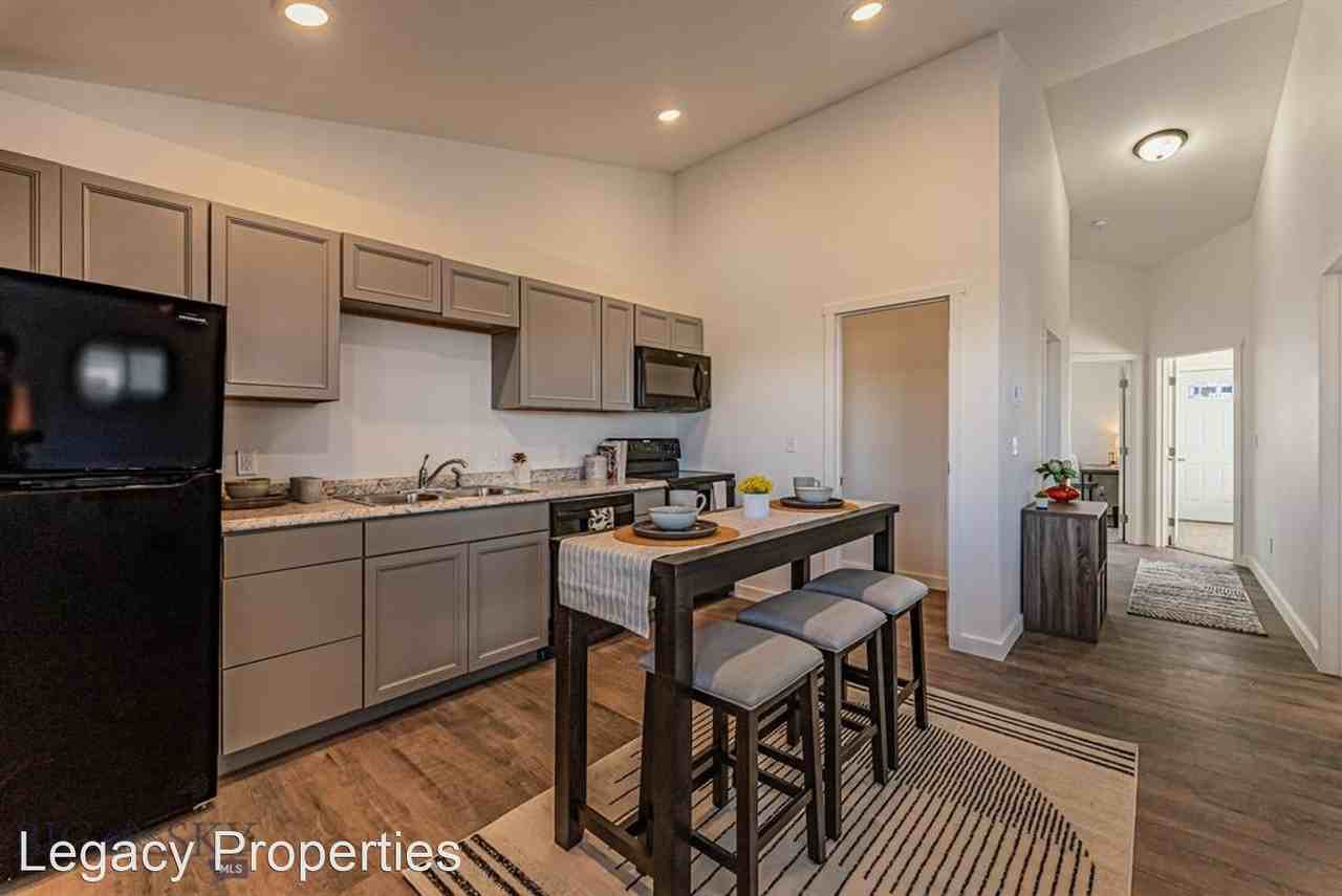 404 Brookline St. - Photo 3 of 16