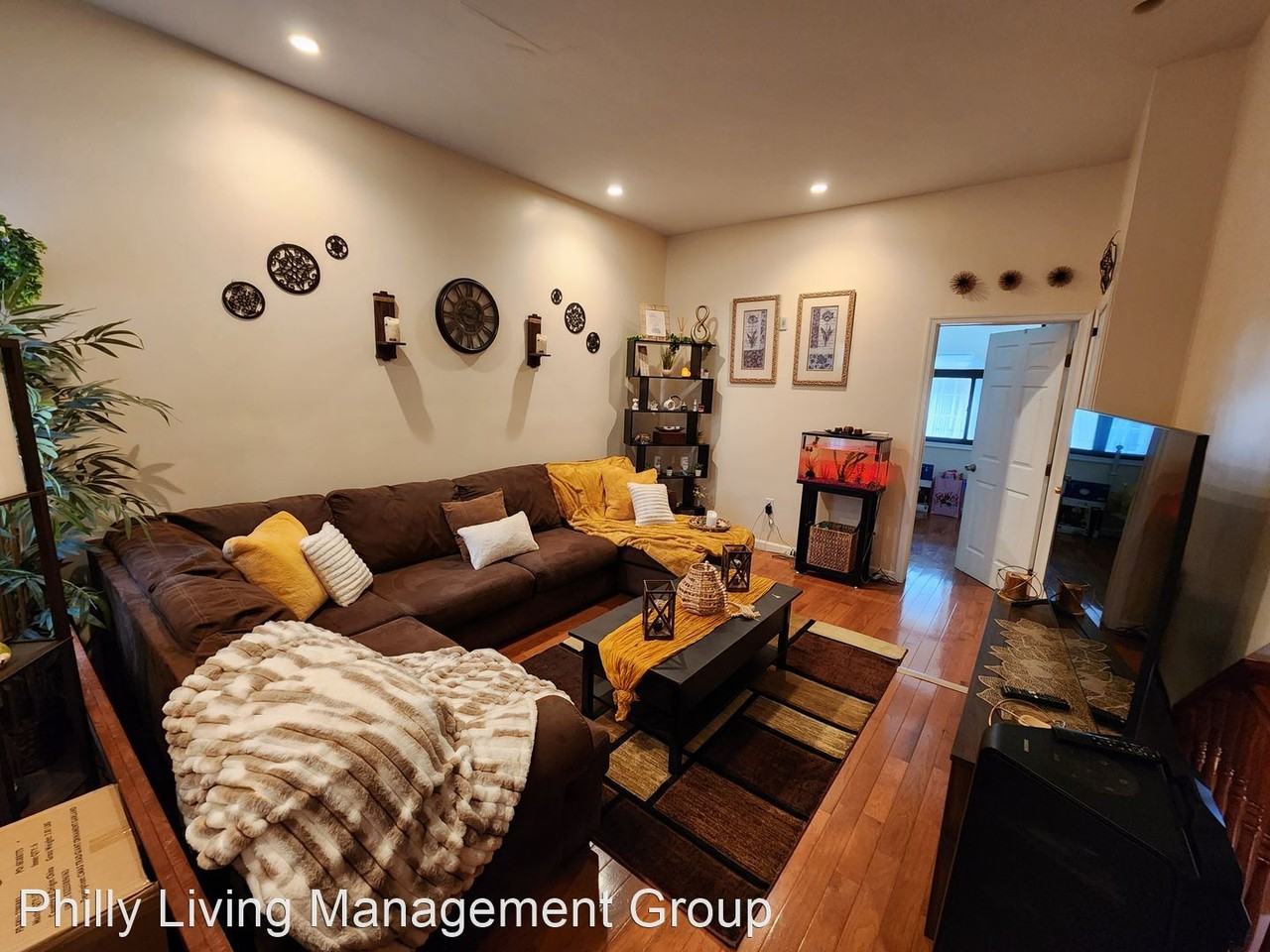 4433 Sansom Street - Photo 2 of 21