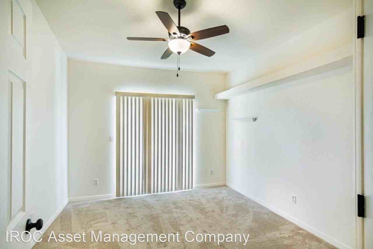 1164 Regal Ridge Dr - Photo 3 of 41