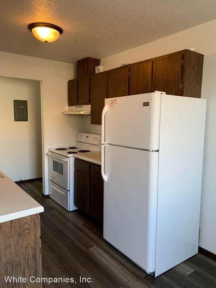 365 / 395 2nd Ave NE - Photo 3 of 12