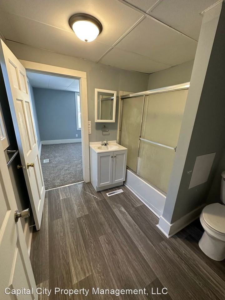 336 north grand west - Photo 2 of 8