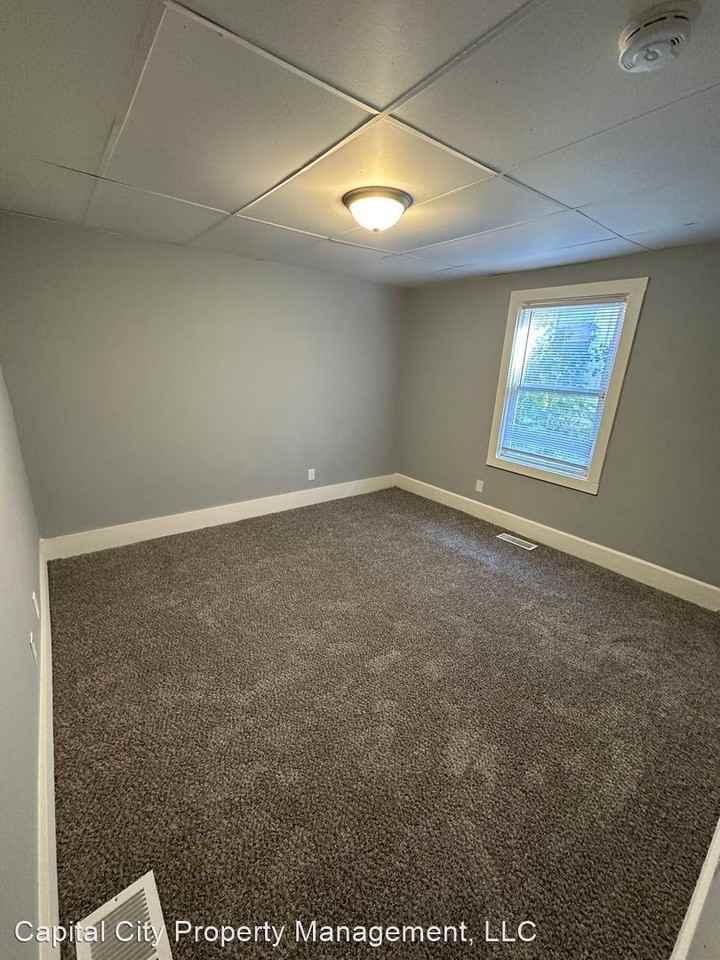 336 north grand west - Photo 3 of 8