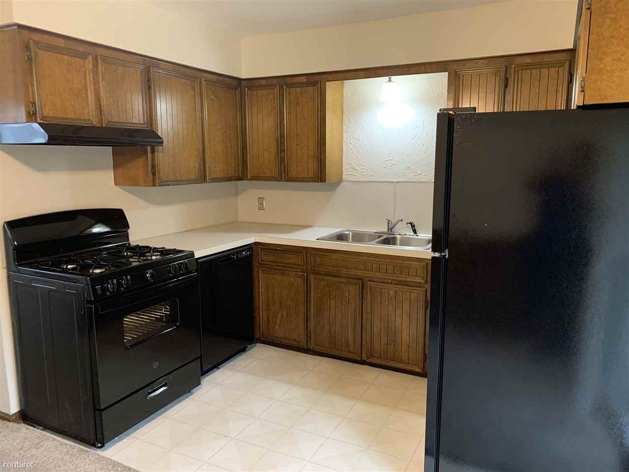 7273 28th Ave - Photo 3 of 10