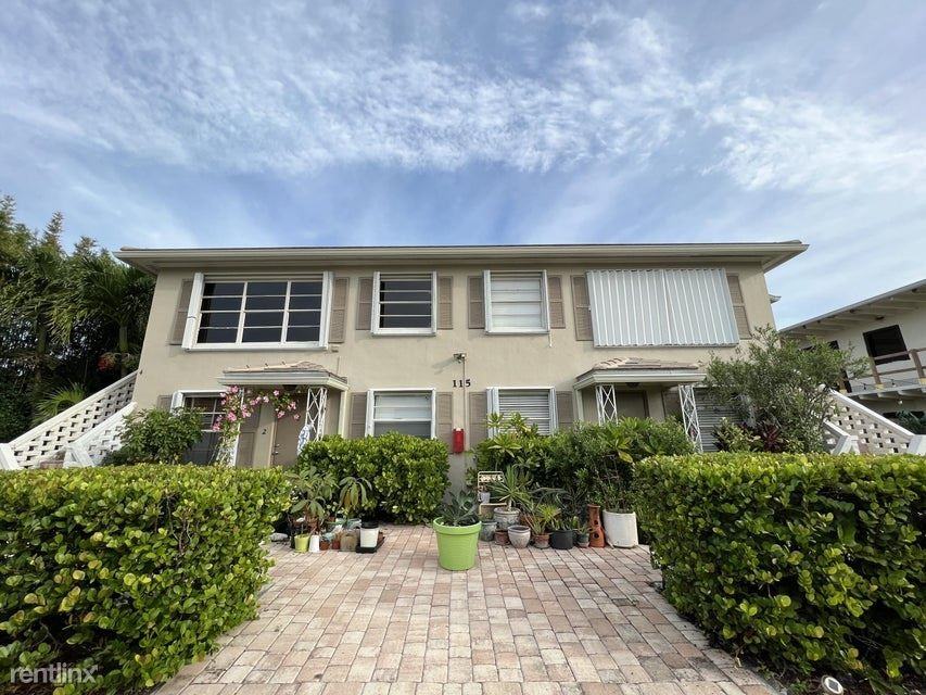 115 Sandal Ln #6 - Photo 3 of 11