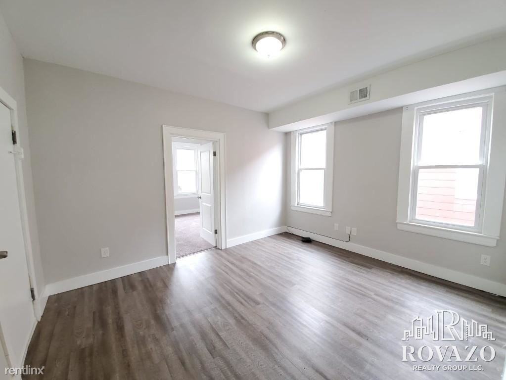 3 Underwood St - Photo 3 of 8