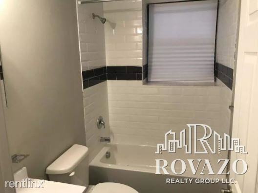 829 18th Ave - Photo 3 of 7