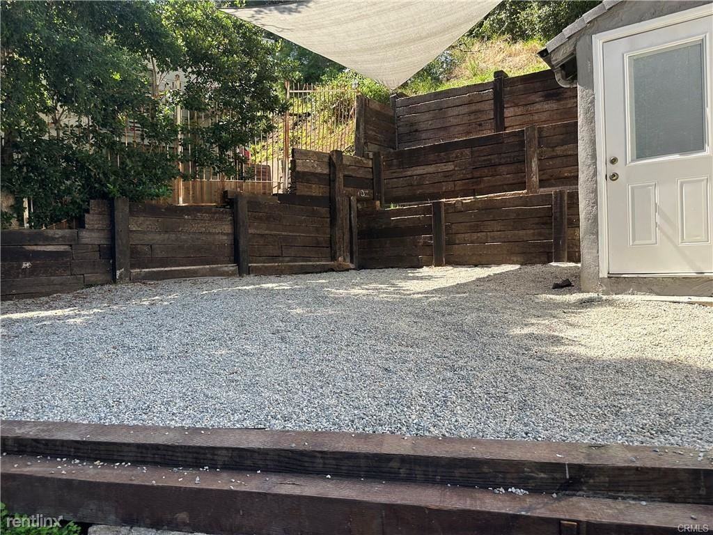 8141 Kirkwood Dr - Photo 2 of 18