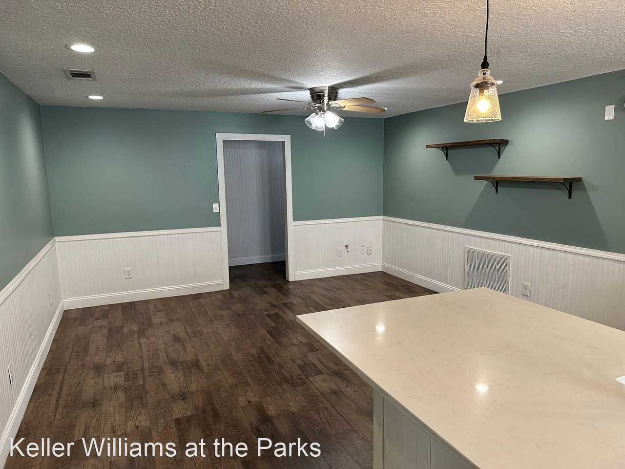 5520 Albert Dr - Photo 3 of 14