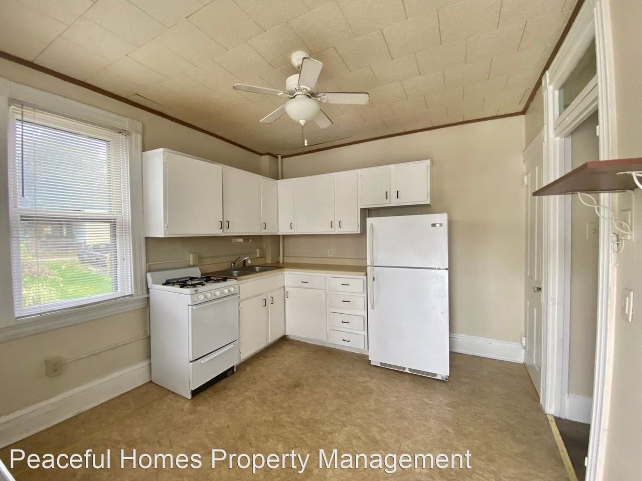 530 E Orange St - Photo 2 of 14