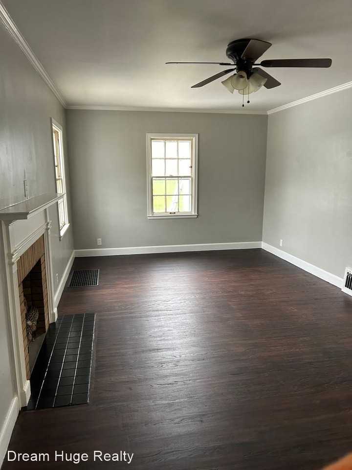 169 Sturges Ave - Photo 2 of 10