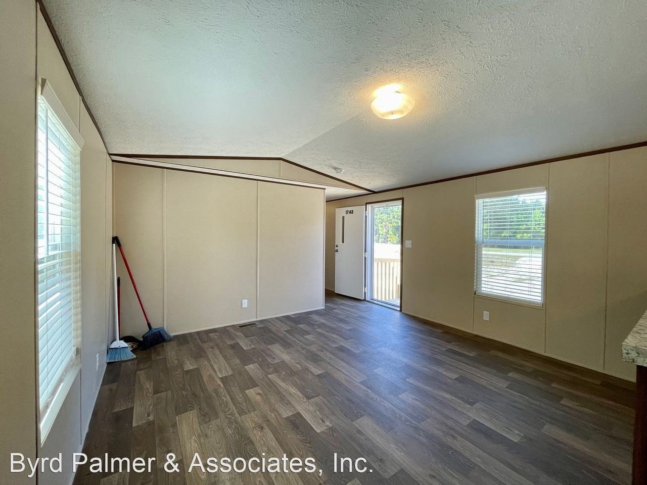 1748 Dirty Branch Rd - Photo 3 of 15