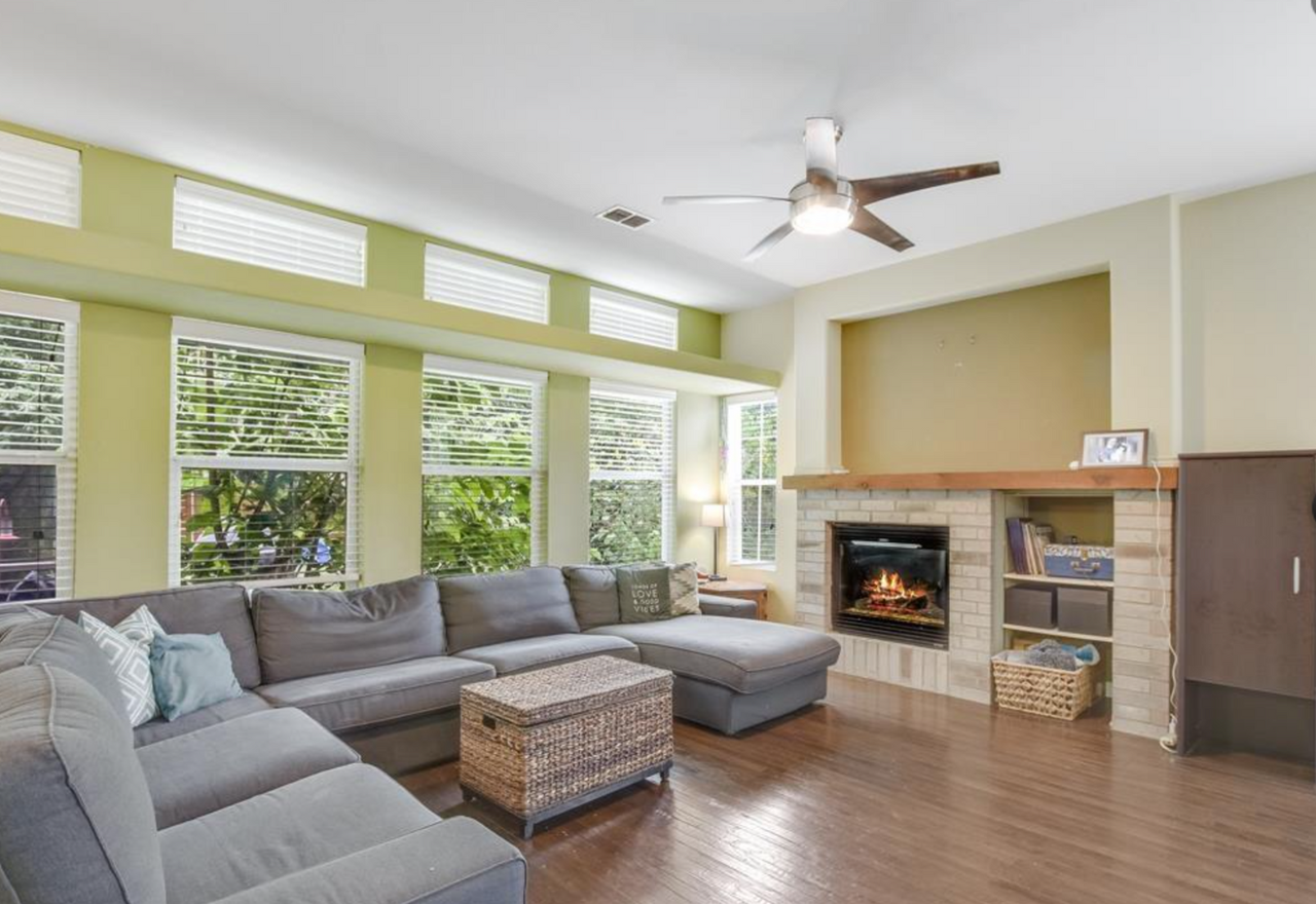 429 Shadowpoint - Photo 3 of 19