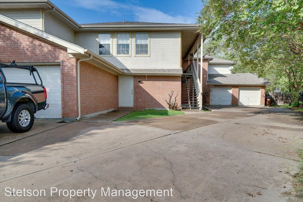 1720 Rawhide Loop - Photo 2 of 20