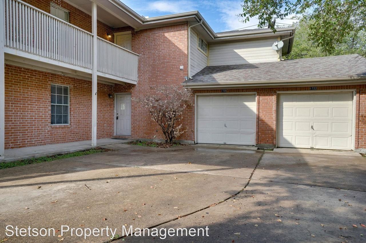 1720 Rawhide Loop - Photo 3 of 20