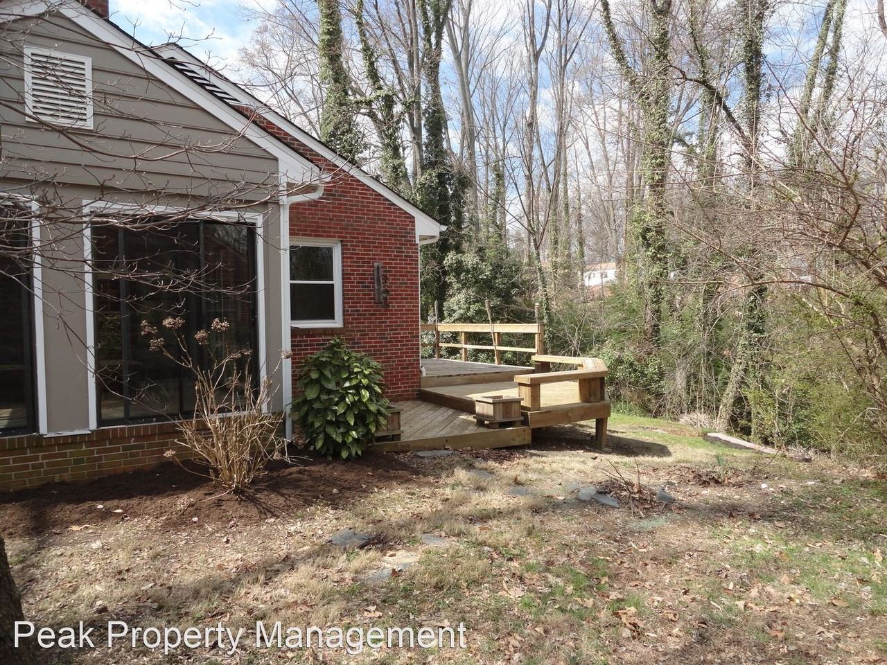 3504 Grandview Dr - Photo 2 of 11