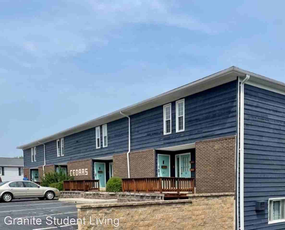 1010 W. Bethel Ave - Photo 2 of 5