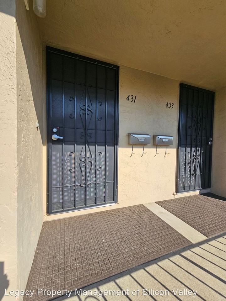 431 Pagano Ct - Photo 3 of 25