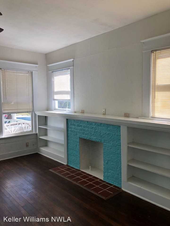 814 Linden - Photo 3 of 6