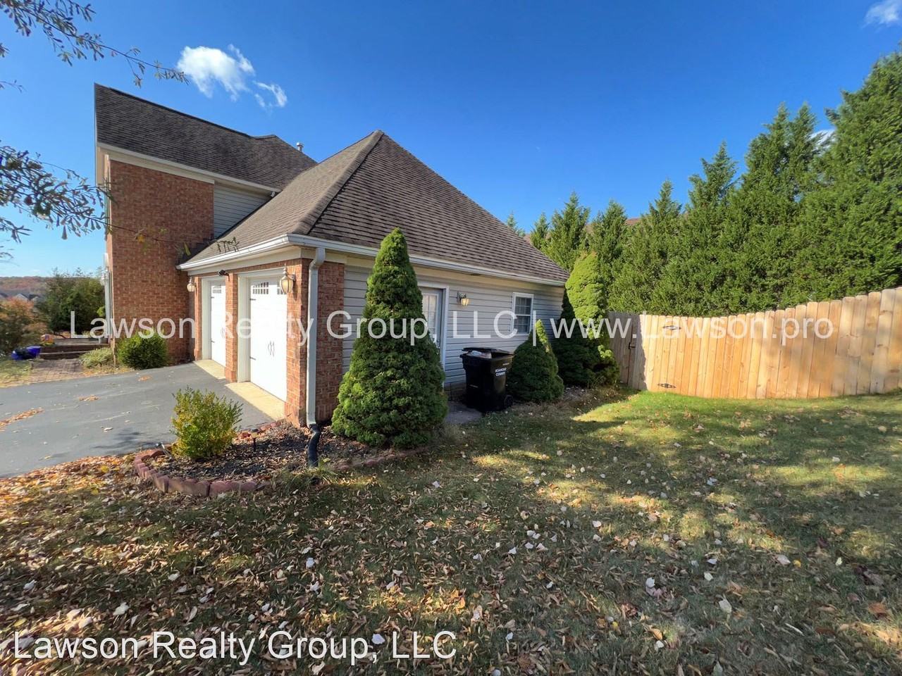 5931 Windcrest Ln - Photo 2 of 5
