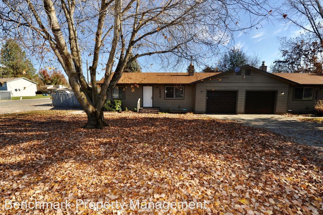 9974 N Hillview Dr - Photo 3 of 40