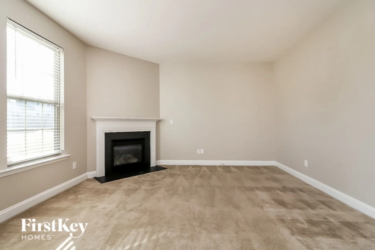 50 Beacon Way - Photo 3 of 14