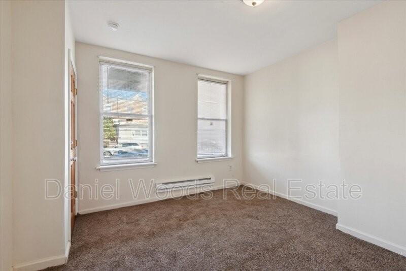 758 S 52nd St #1stFL - Photo 6 of 15