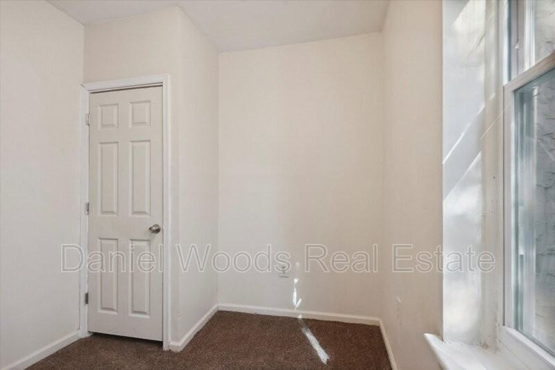 758 S 52nd St #1stFL - Photo 3 of 15