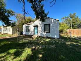 305 E Jacobs Dr - Photo 1 of 1