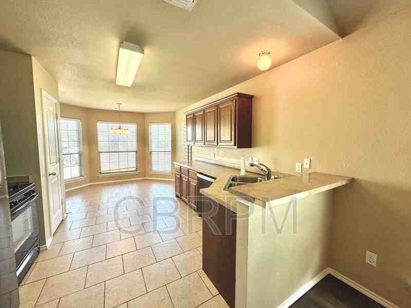 5207 Harvard Street - Photo 6 of 23