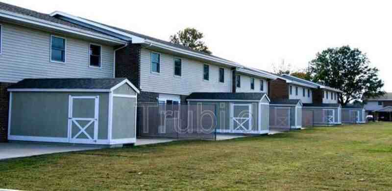 261 Gulfstream Dr - Photo 2 of 8