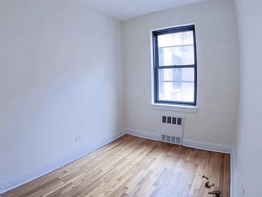 11 E 67th St #1 - Photo 4 of 9