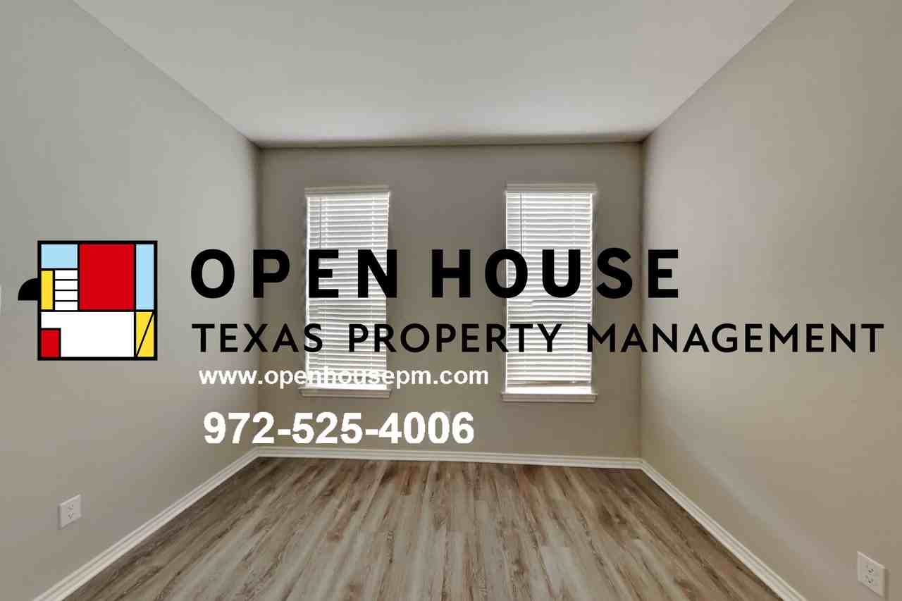 2407 Elliott Ave - Photo 2 of 24