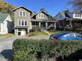 featured image of 2309 Fontaine Ave #2