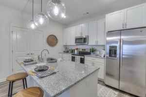 featured image of 2901 Old Franklin Road