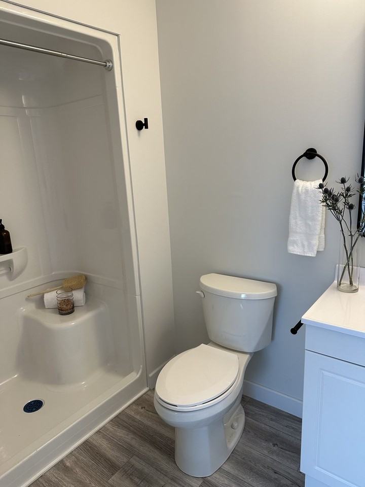 1500 Ouellette Suites - Photo 3 of 10