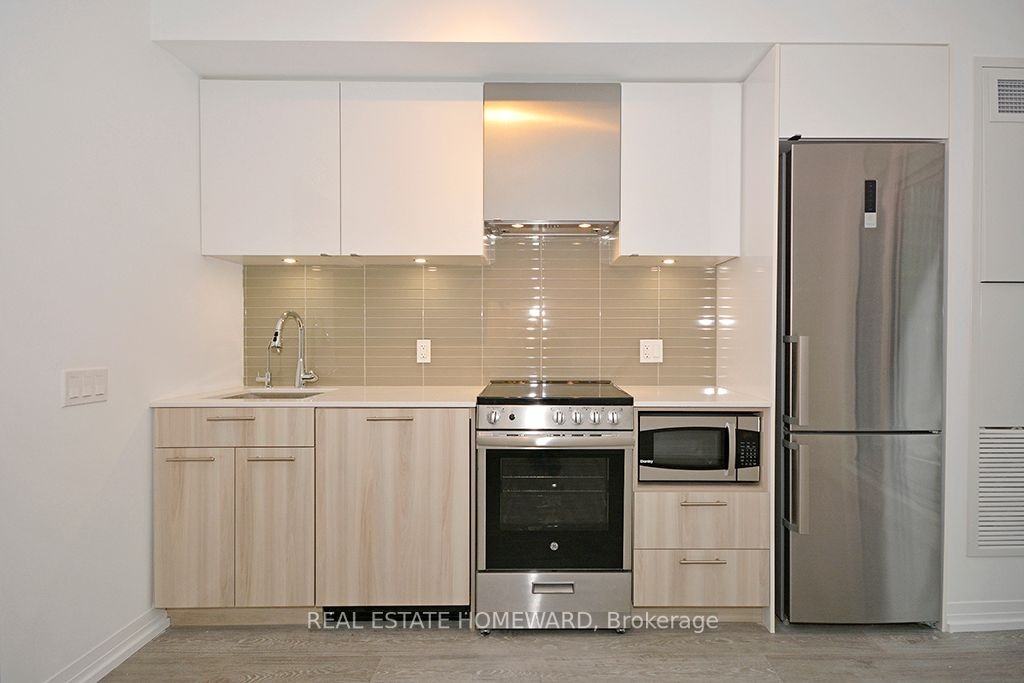 251 Jarvis Street #222