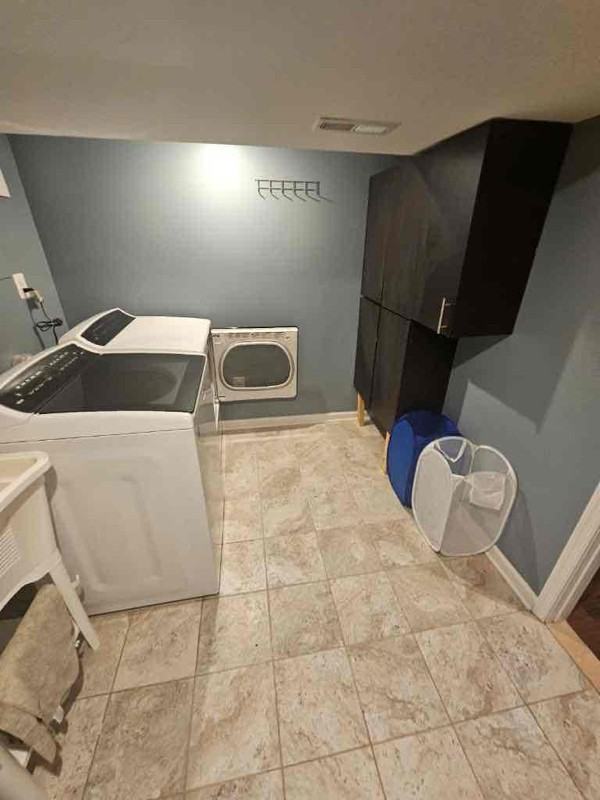 3207 Glenmore Ave - Photo 2 of 9