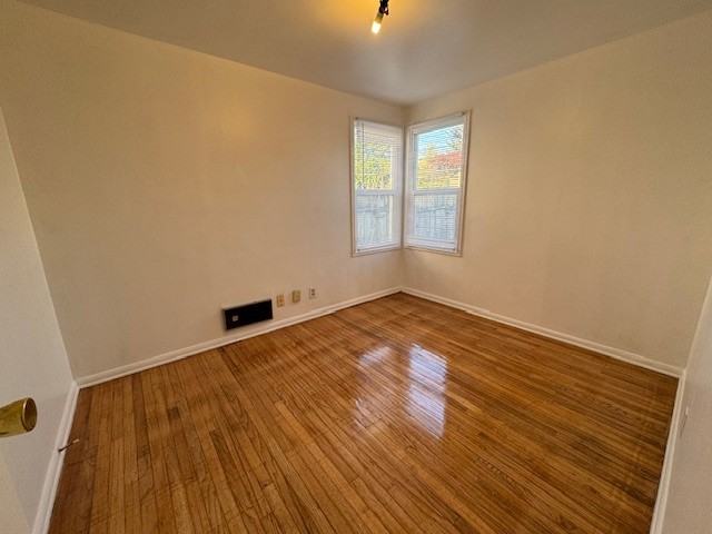 5574 20th Ave S #NA - Photo 2 of 9