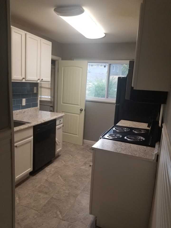 7760 Ellington Dr #NA - Photo 2 of 8