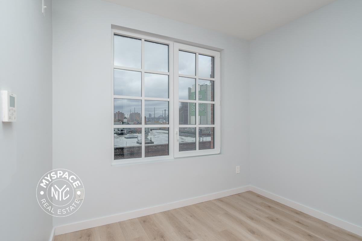 251 Front St #4J - Photo 4 of 19