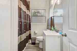 featured image of Blount Avenue