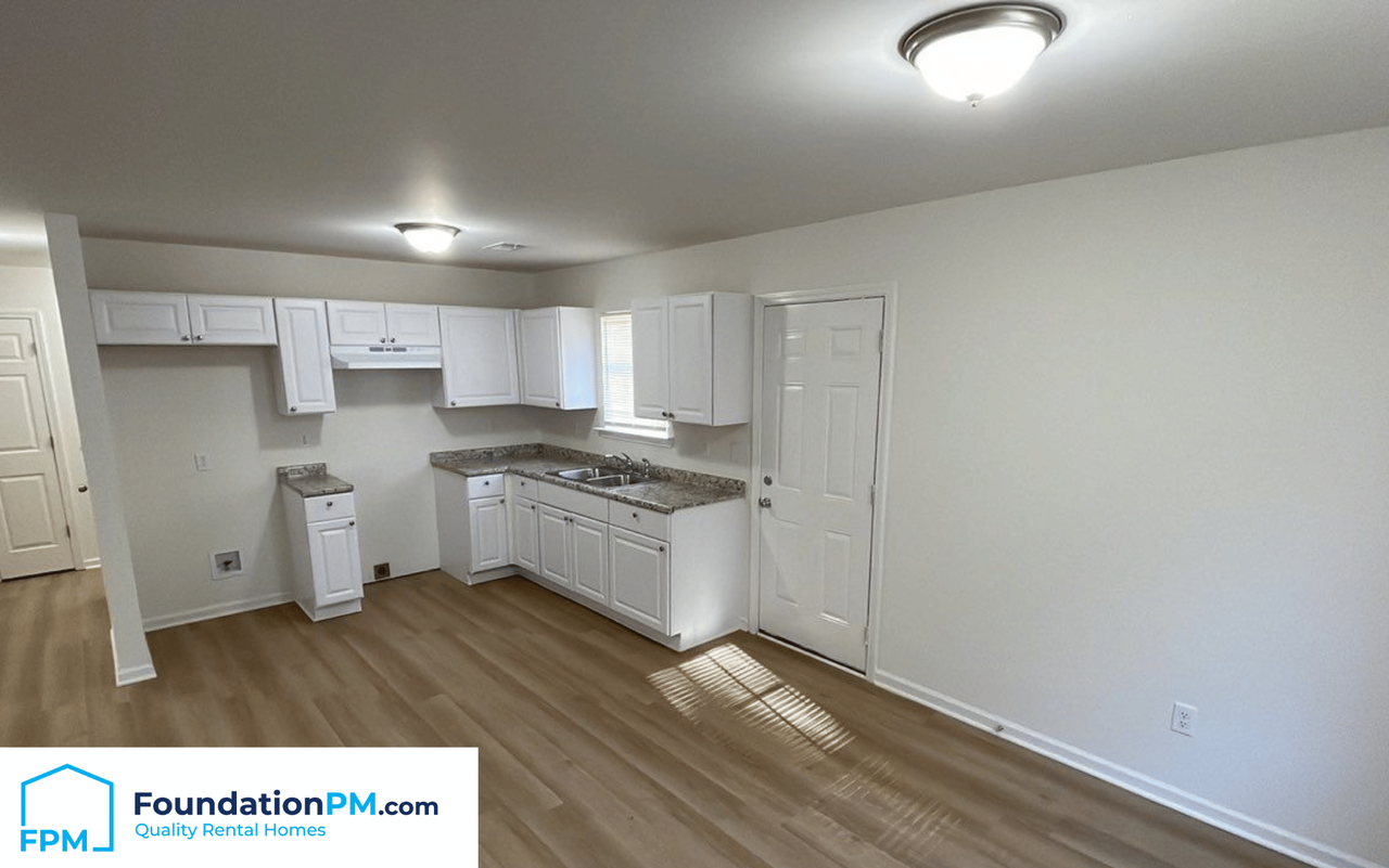 3751 Oak Lake Ln #1 - Photo 4 of 15