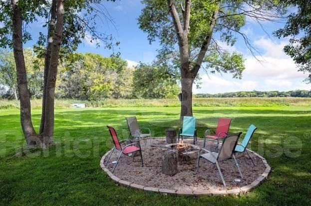 65298 365th St - Photo 3 of 9