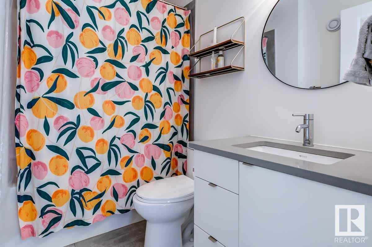 12507 115 Ave NW - Photo 3 of 16