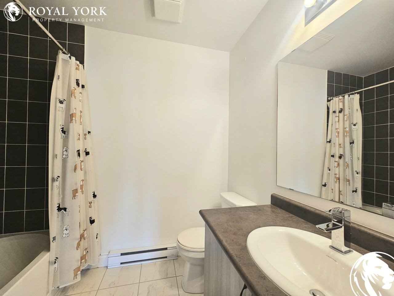 35 Madelaine Dr #6 - Photo 3 of 31