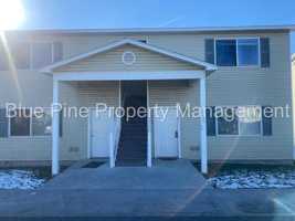 featured image of 952 Anne St #4